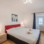 Free Parking Largo Barriera Comfort