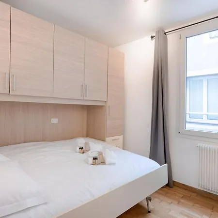 Free Parking Largo Barriera Comfort * Trieste