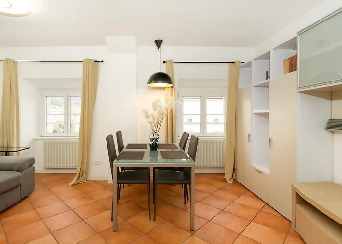 Free Parking Largo Barriera Comfort Appartement Trieste